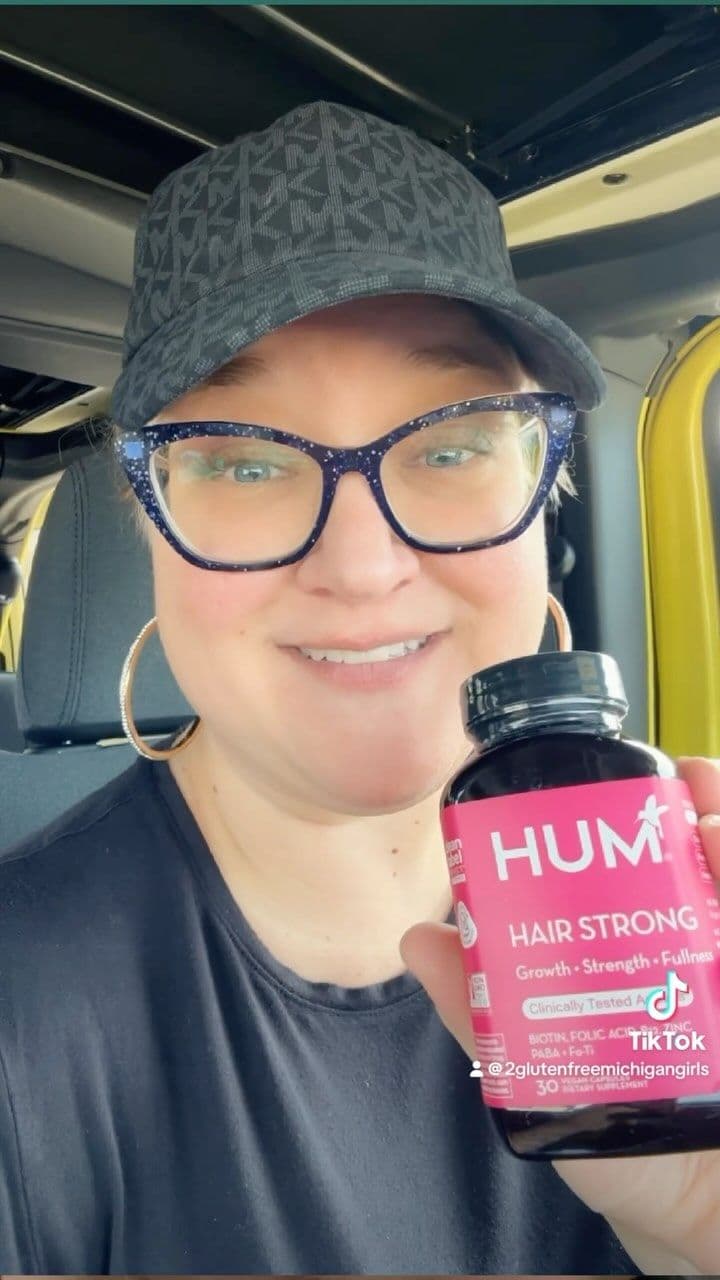 I feel so self conscious about my thinning hair lately. I’m super excited to try the Hair Strong supplement from @humnut