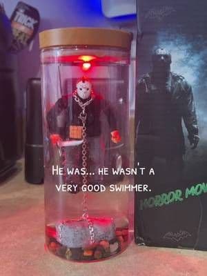 @FaddishDeal #horror #spooky #light #spookydecor #jason #lamp #tiktokshop #tiktokshopping #tiktokshopsummersale #tiktokshopsummerturnup #halloweendecor #fridaythe13 #fridaythe13th #faddishdeal