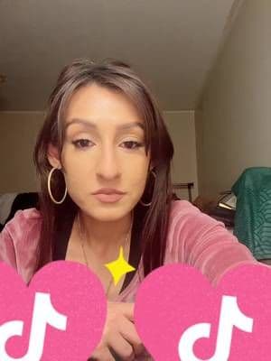 Going out to dinner using the Givenchy prism Libre powder #givenchy #Powder #GetReadyWithMe #Makeup #Beauty #FlawlessSkinPowder #TikTok ##TikTokShop##TikTokCreator##meidu##hautdropsdntheglow@@Givenchy Beauty @@Huda Beauty@@hudabeautyshop ##seo
