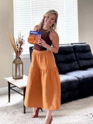 #ad Who says your outfit can’t match your #yasso for the day! 💃🏻 Have you guys tried @yasso ?? 🍦 You’ve got to try these amazing frozen Greek yogurts snacks. All bars are 💯 calories or less! What?? 🤯 comment ⬇️ which bar is your favorite! ❤️ Order now on Yasso.com or shop in retailers nationwide. #workingwithyasso #frozenyogurt #yogurt #ootd #outfits #fallattire #falloutfits #workwear #fashion #fashionista #dailyoutfit #dailyoutfitinspo #ootdfashion #beauty #beautiful