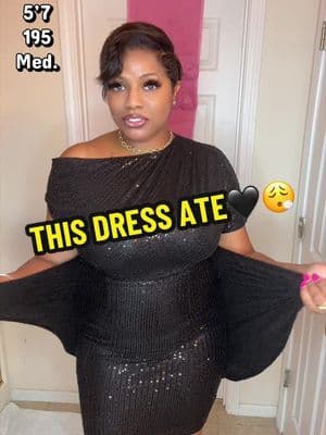 Okayyy @Grace Karin 😮💨🖤 The one-shoulder + ruching combo is EVERYTHING.😍 This is giving date-night, wedding guest, birthday dinner….all of it.👀 #GraceKarin #blackdress #tiktokshopfashion #tiktokshopblackfridaysale #dealsforyoudays