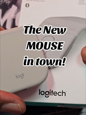 A modern way to scroll by @Logitech #TikTokShop #productreview #unboxings #shoppingtips #TikTokCreatorSearchInsightsIncentive