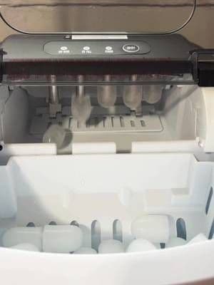 #bulleticemaker #euhomy #euhomyicemaker #icemaker #tiktokicemaker #ice #tiktokshopblackfriday #falldealsforyou #icecubes @Euhomy